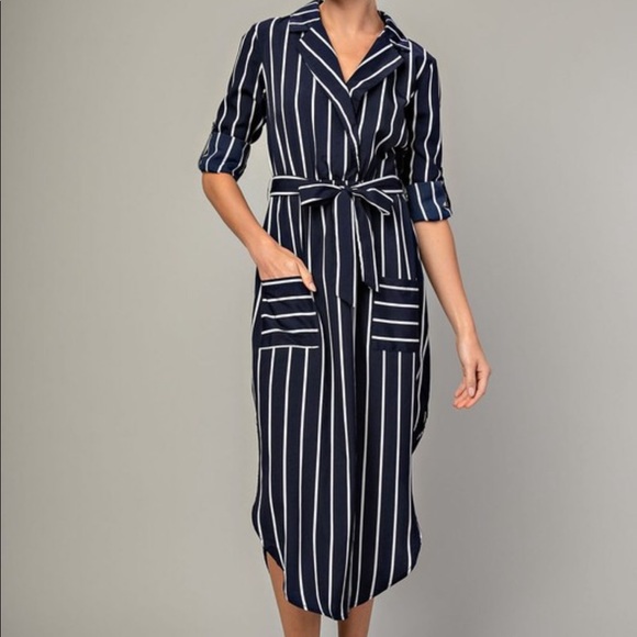 Striped Front Tie Dress - Picture 4 of 5